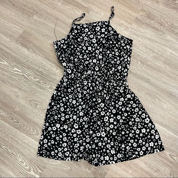 936 Generation Black Ditsy Floral Playsuit - Picture 3 of 7
